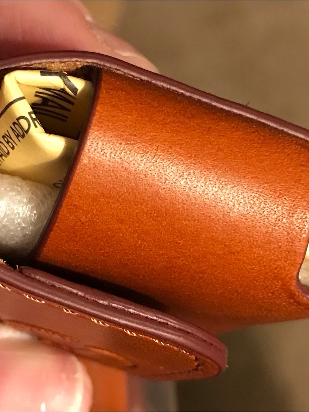 Dooney & Bourke AirPod Case 🎧 - Picture 5 of 7
